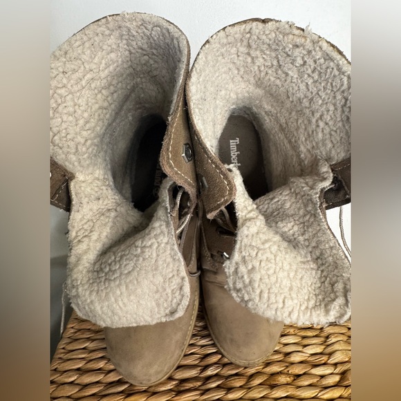 Timberland Women’s Sz 8.5  Teddy Fleece Fold-Down Waterproof Outdoor Boot  Snow - Picture 16 of 16